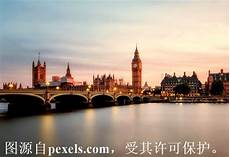 1服务器托管即是甲方提供自己的硬件服务器